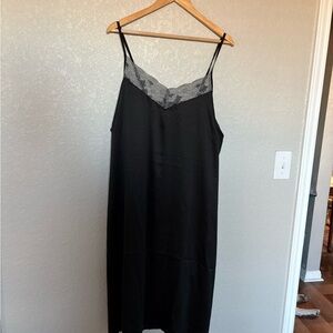 Black Slip Nightgown 22/24 - Cacique